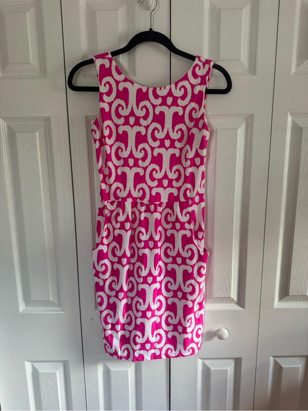 Jude Connally XS Pink and white swirl tank mini dress with pockets